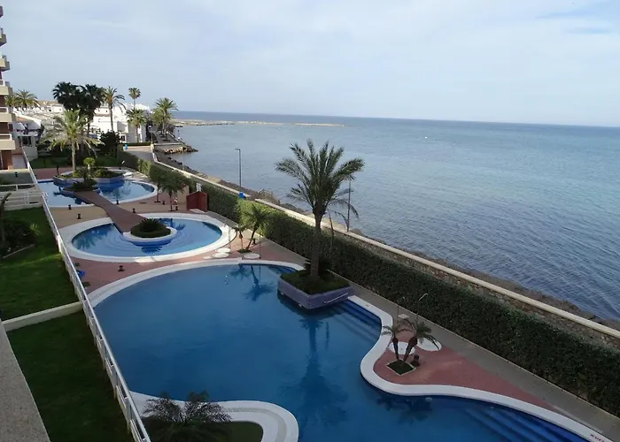 Punta Cormoran 公寓 *